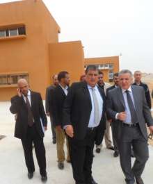 والي جهة العيون يتفقد مشروع إنشاء المدرسة العليا للتكنولوجيا 