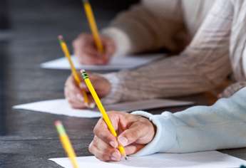 Cours d’essai dans le studio de l’Université Ibn Zohr