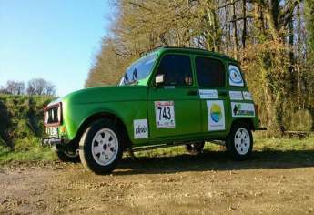 ADALIA School Of Business, sponsor officiel de la SMART 4L