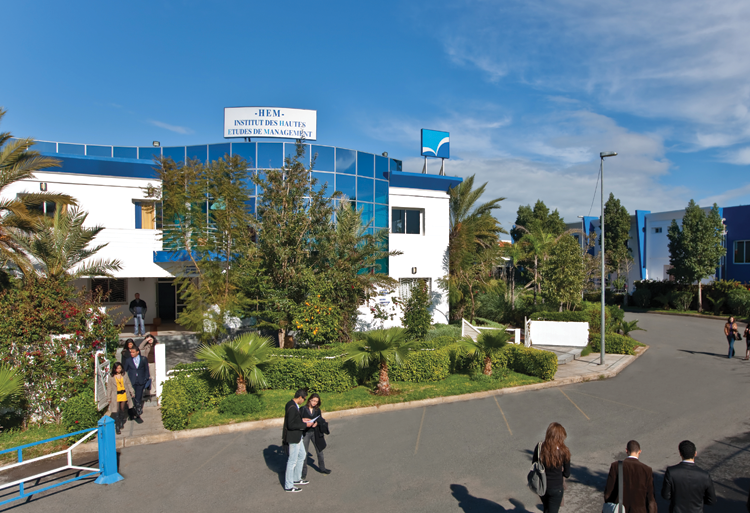 HEM Casablanca - Décideurs en Question : La Télévision : Entre Information & Manipulation